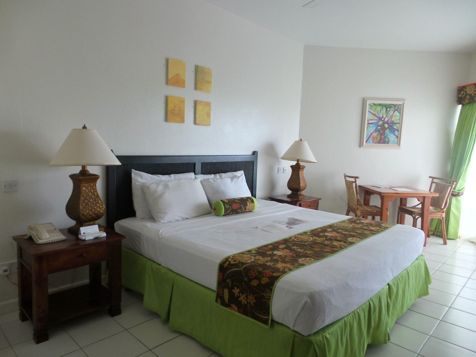 Coyaba Beach Resort St. George's Extérieur photo