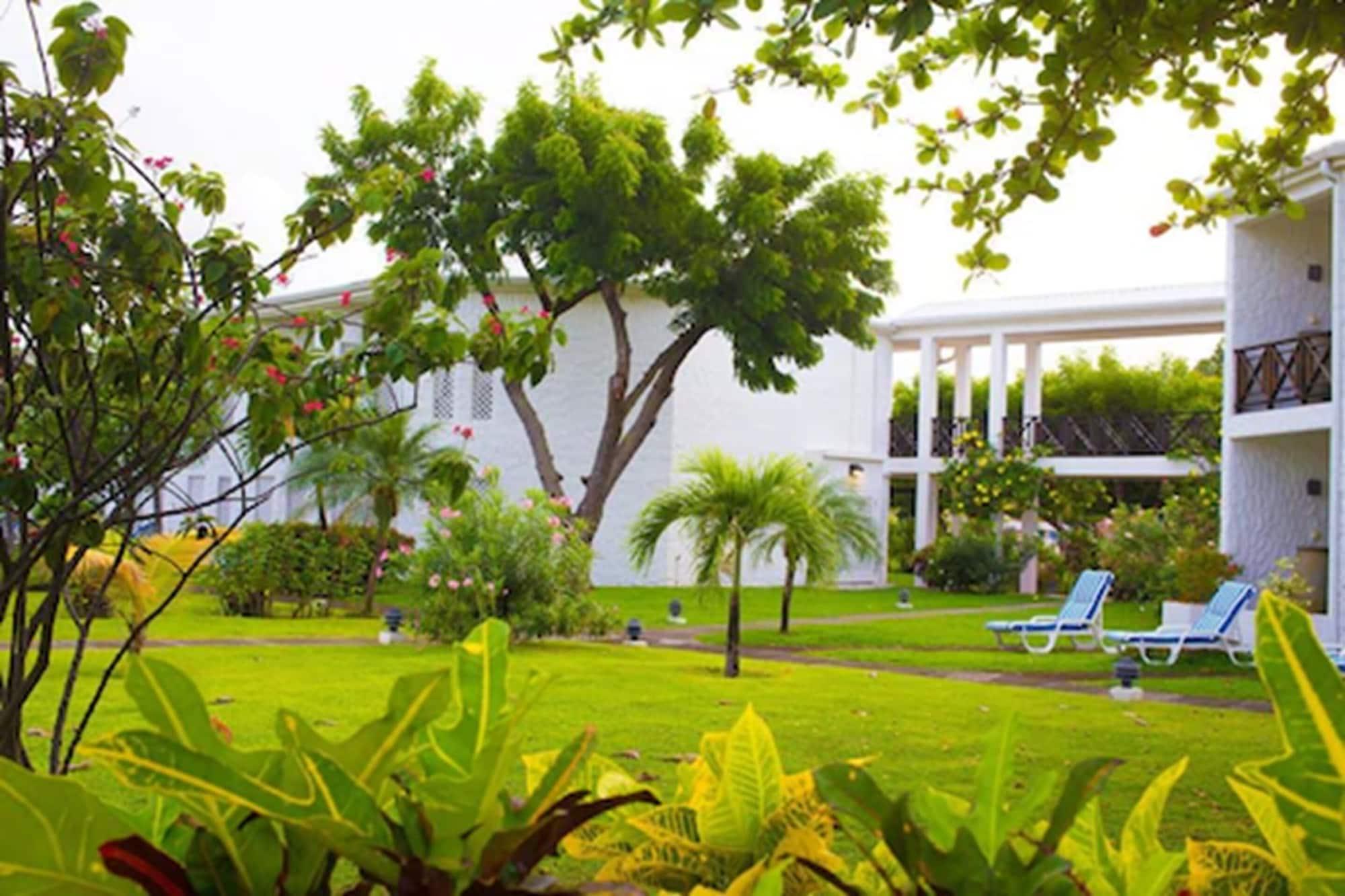 Coyaba Beach Resort St. George's Extérieur photo