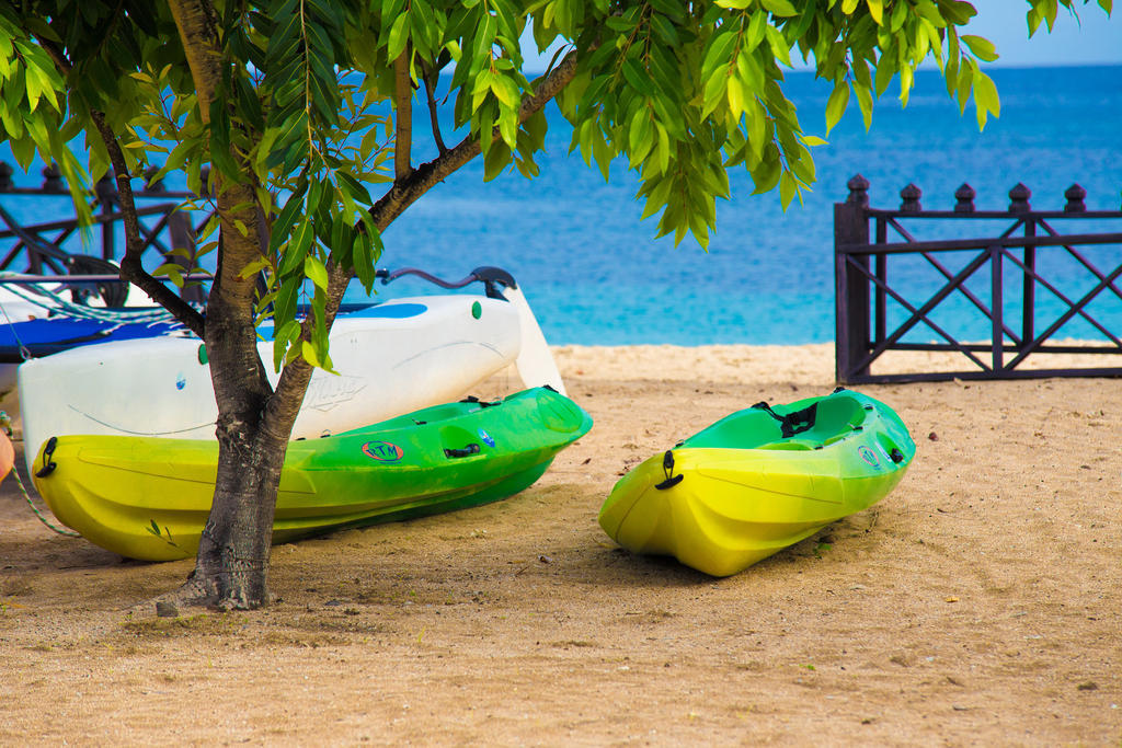 Coyaba Beach Resort St. George's Extérieur photo