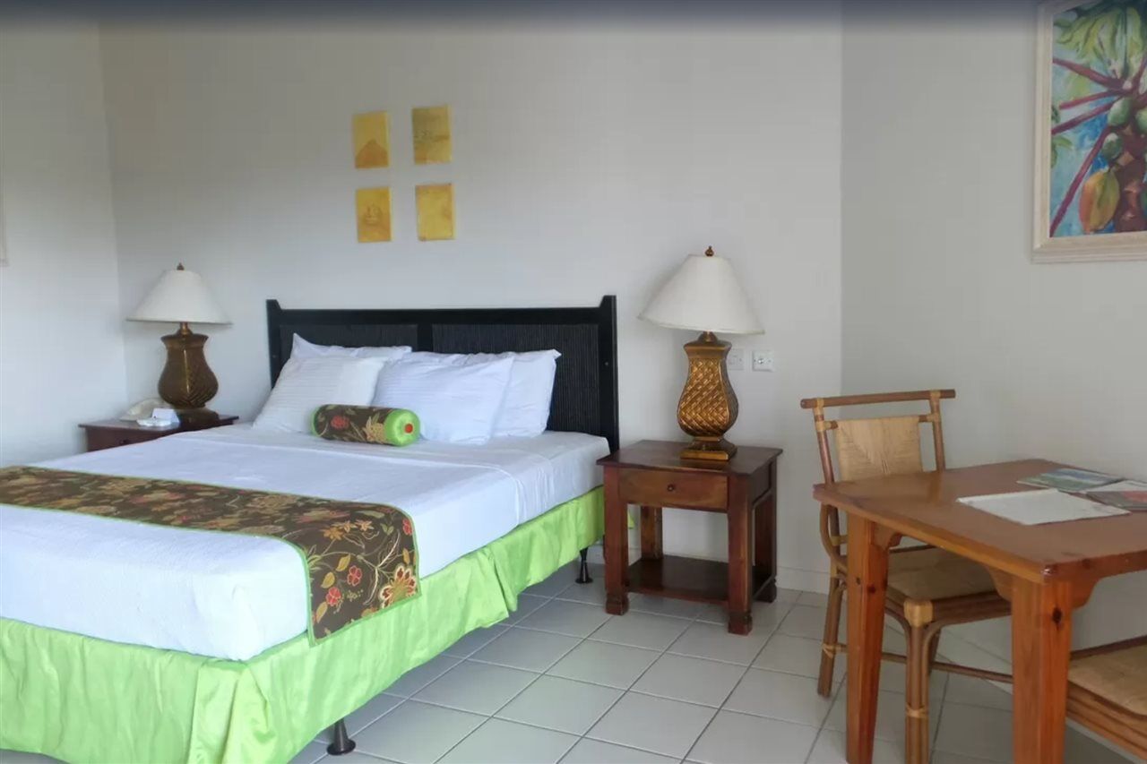 Coyaba Beach Resort St. George's Extérieur photo